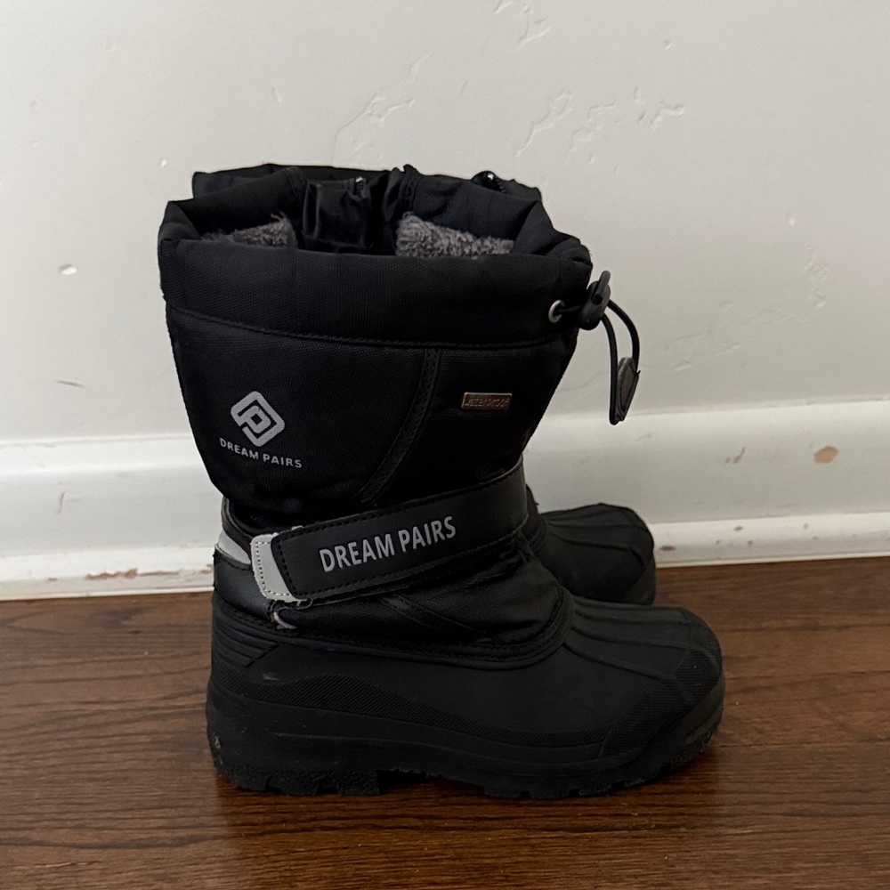 Dream Pairs Black Snow Boots